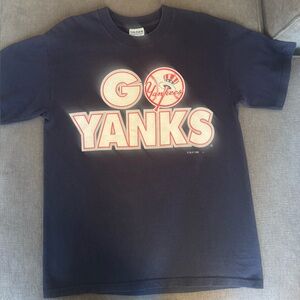 Navy 'Go Yanks' Graphic T-Shirt Medium